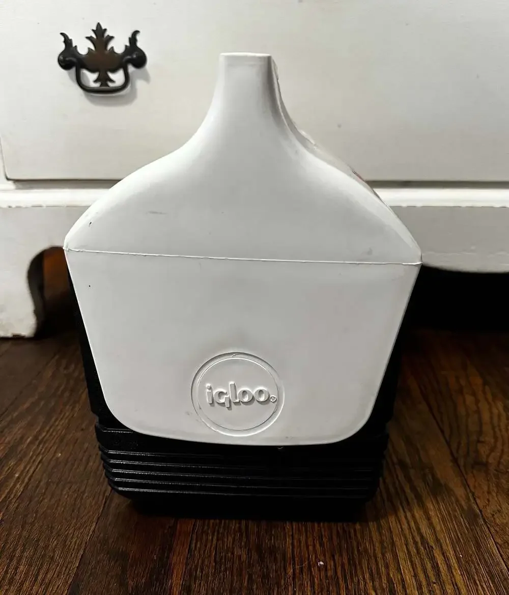 Vintage Igloo Playmate Mini Personal Lunch Cooler Black and White